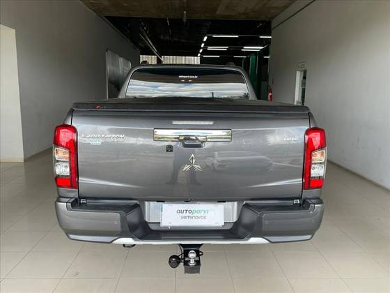 MITSUBISHI L200 TRITON 2.4 16V TURBO DIESEL SPORT HPE CD 4P 4X4 AUTOMÁTICO